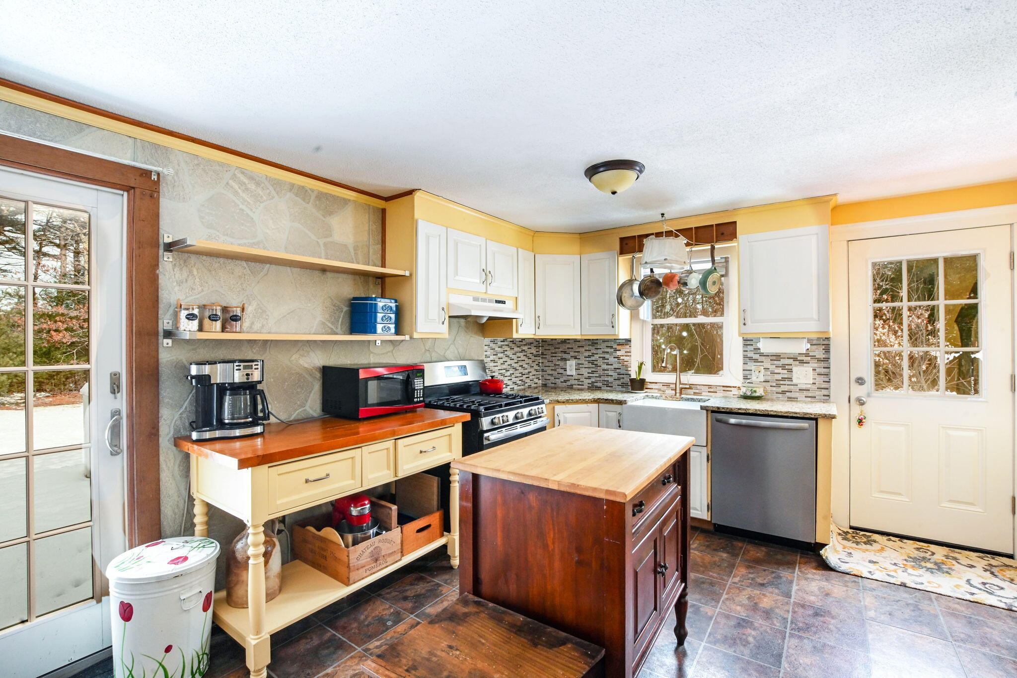 46 Service Road East Sandwich, MA 02537 - Photo 6 of 39 4-web-or-mls-DSC_0389 copy 2