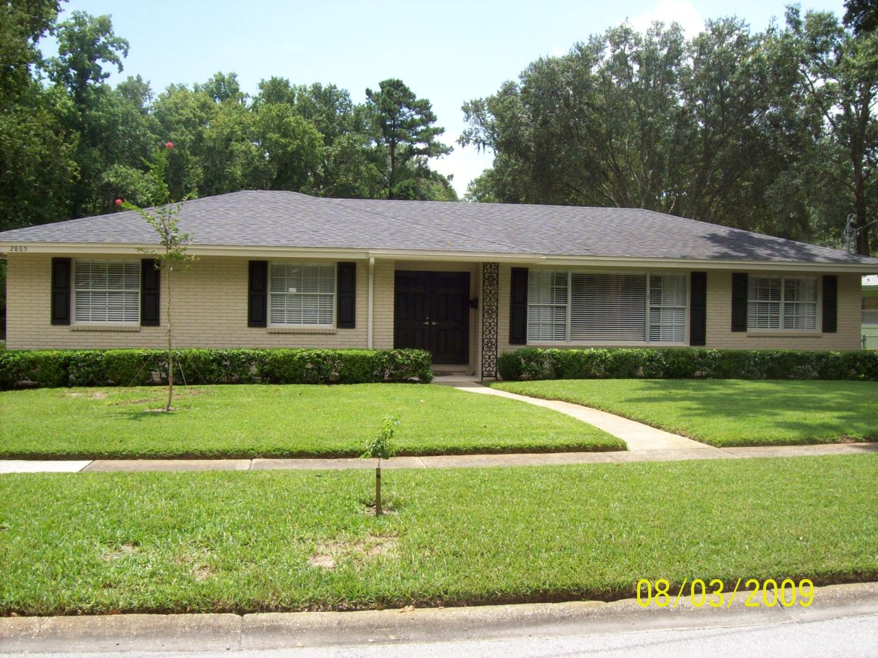 2865 Chelton Road Jacksonville, FL 32216 - Photo 1 of 20 Front of House w/ New Shutters