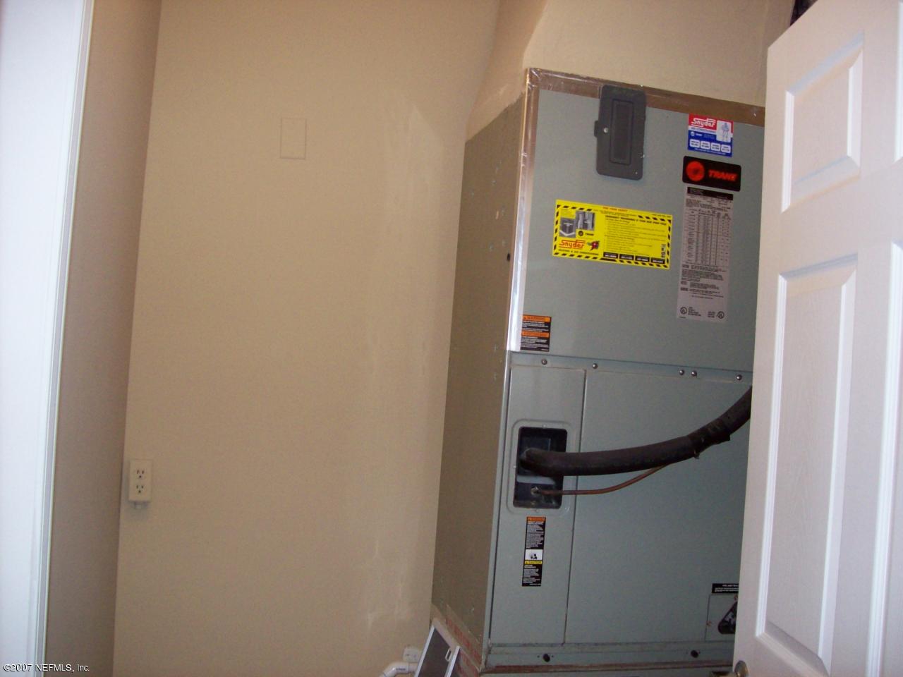 2865 Chelton Road Jacksonville, FL 32216 - Photo 14 of 20 New A/C