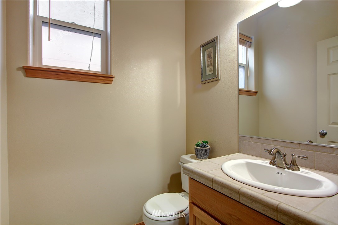 12037 Southeast 186th Street Renton, WA 98058 - Photo 13 of 32 Gallery Image 13