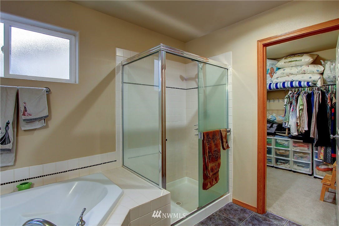 12037 Southeast 186th Street Renton, WA 98058 - Photo 16 of 32 Gallery Image 16