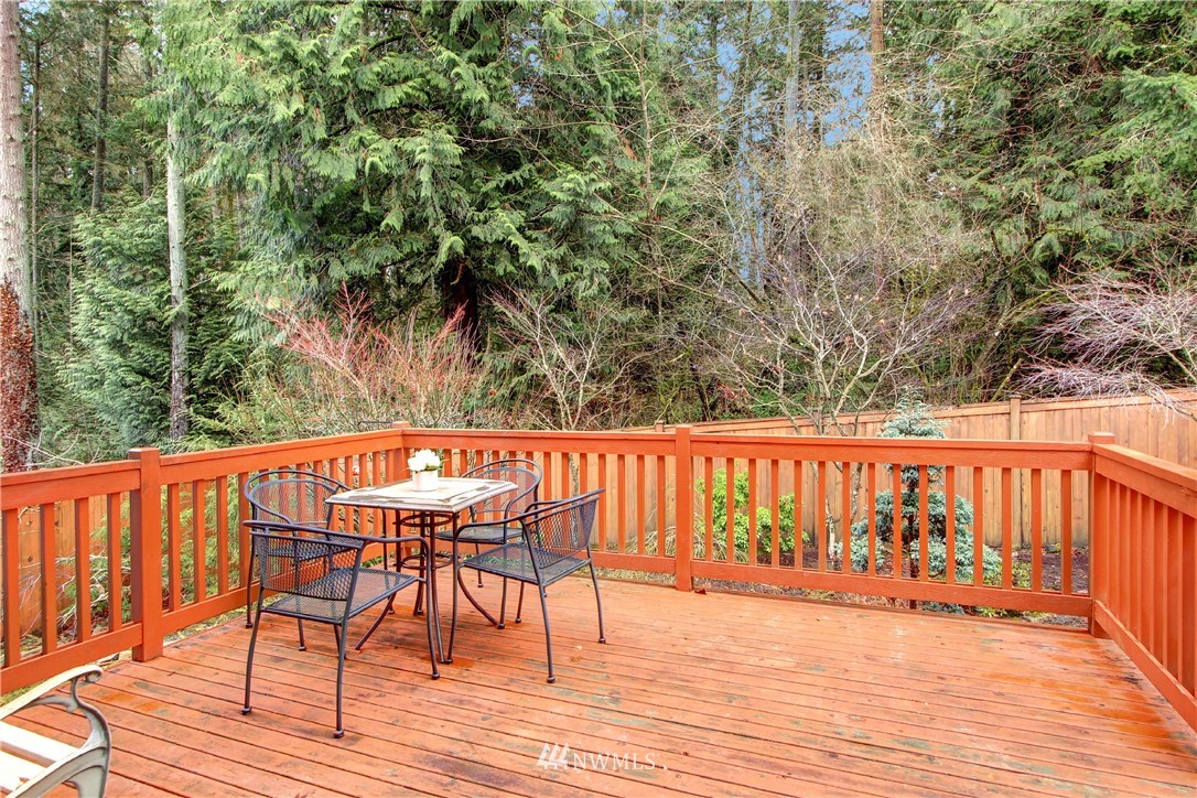 12037 Southeast 186th Street Renton, WA 98058 - Photo 10 of 32 Gallery Image 10