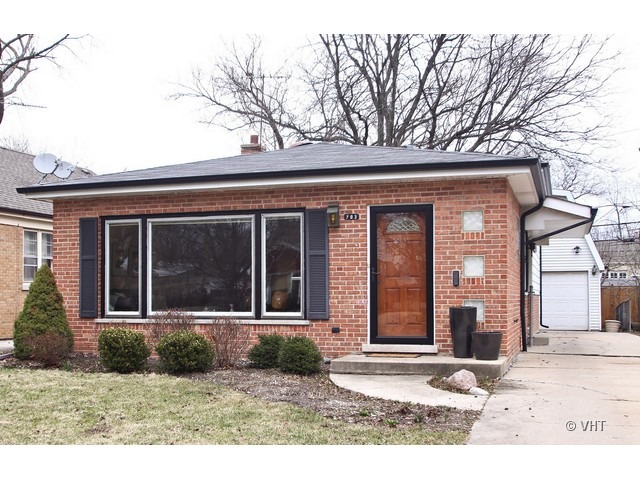703 Long Road Glenview, IL 60025 - Photo 1 of 13