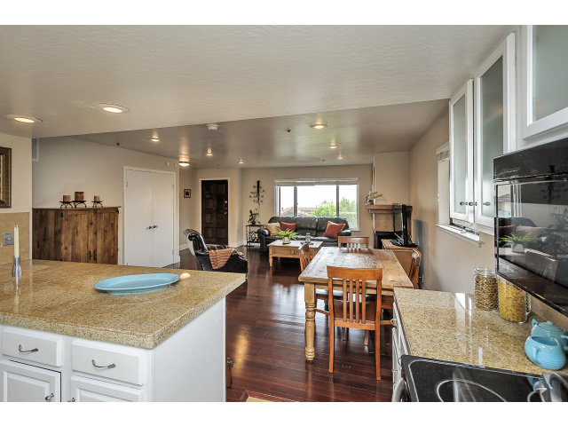 508 Monterey Road, Unit E Pacifica, CA 94044 - Photo 8 of 17 a view of kitchen with cabinets