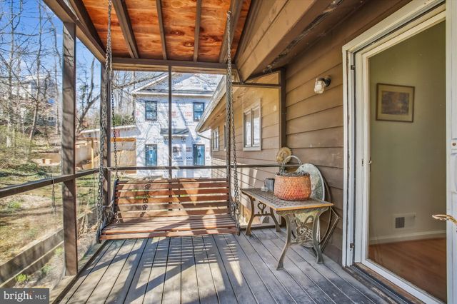a view of an outdoor space with seating area