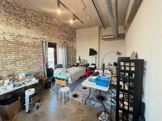 $5,200 | 190 Christopher Columbus Drive, Unit 5C, Jersey City, NJ 07302