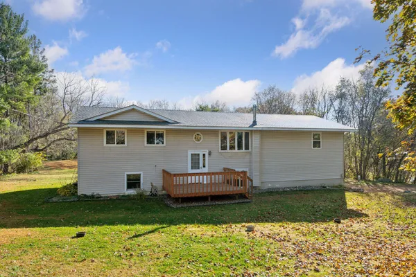 $400,000 | 2724 Highway 25, Buffalo, MN 55313