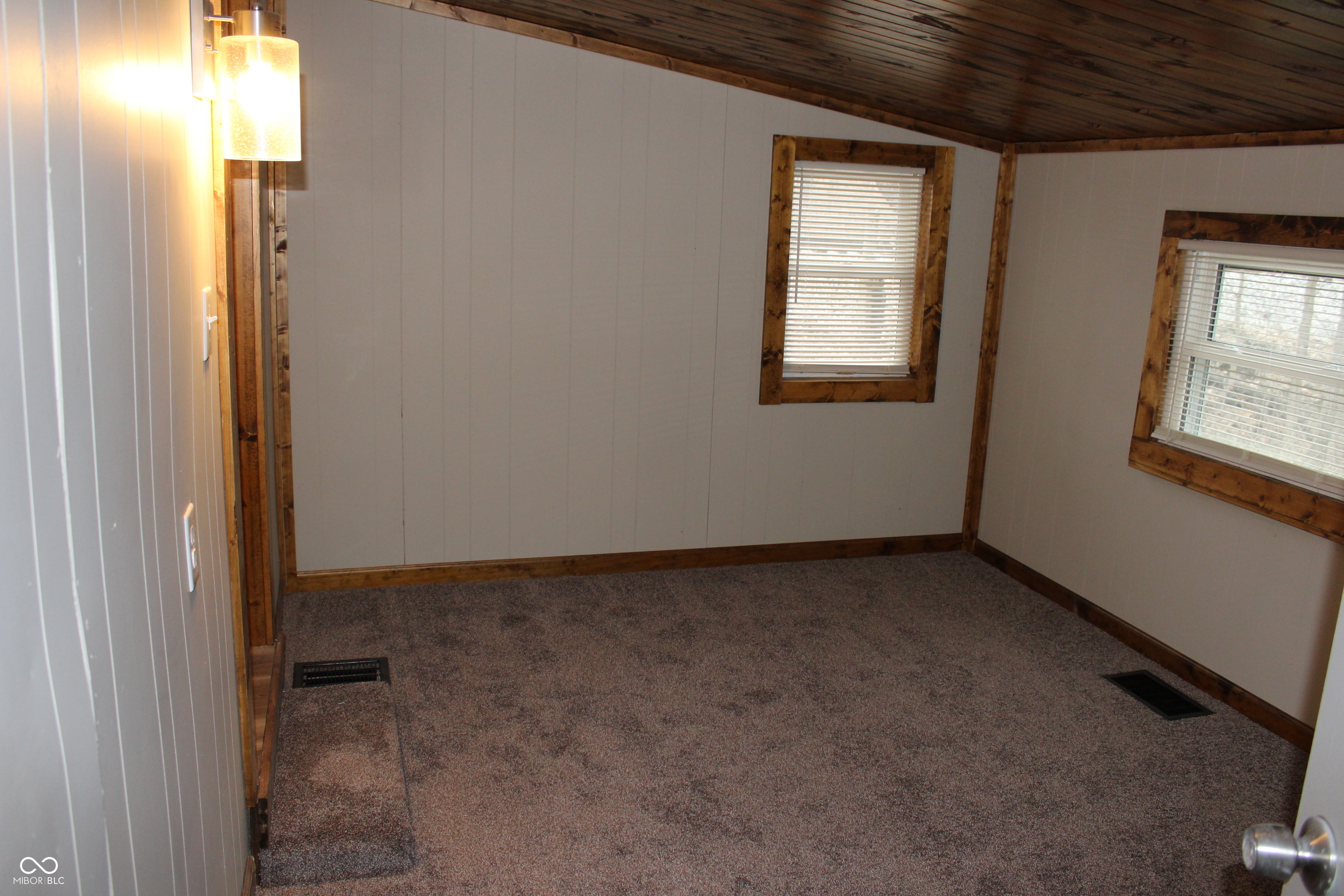 190 Barnaby Road Greencastle, IN 46135 - Photo 4 of 19 Gallery Image 4