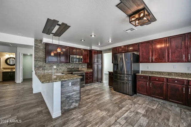 $3,399 | 1836 East Aspen Way, Gilbert, AZ 85234