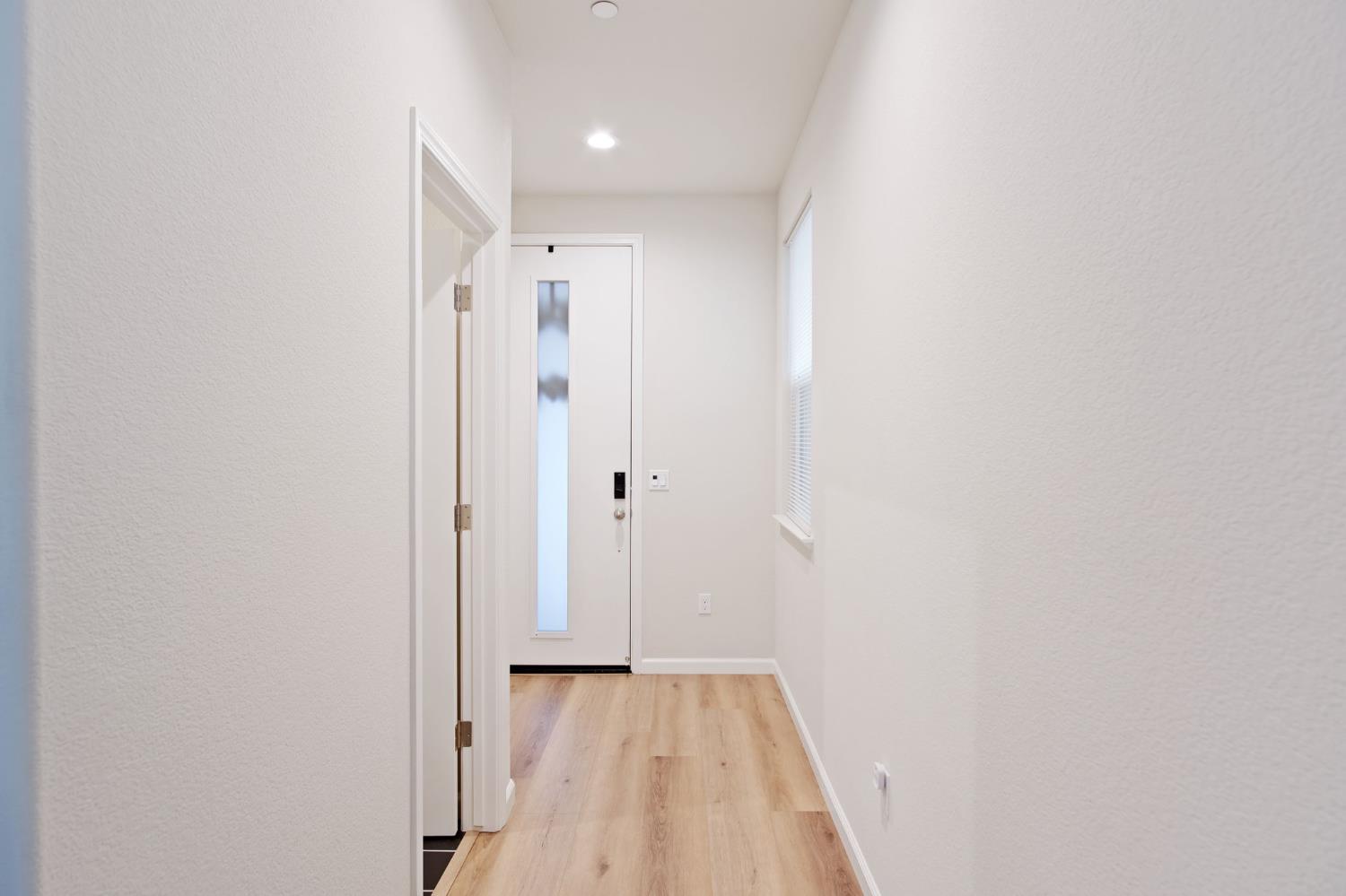 3926 Dedication Drive Turlock, CA 95382 - Photo 4 of 31