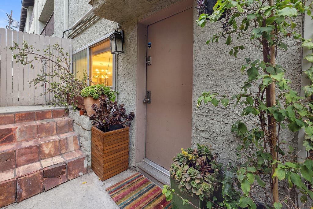 11625 Texas Avenue, Unit 101 Los Angeles, CA 90025 - Photo 35 of 40