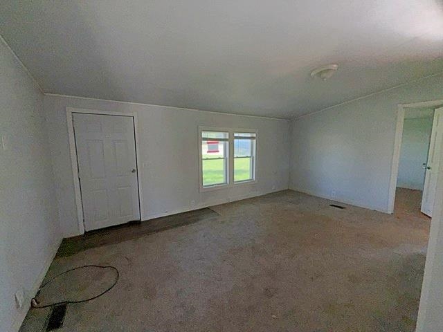 20901 11 Mile Road Reed City, MI 49677 - Photo 14 of 17 1951114-4e97d54c-b78e-4cde-bed7-b6fa6b5e884a.JPG