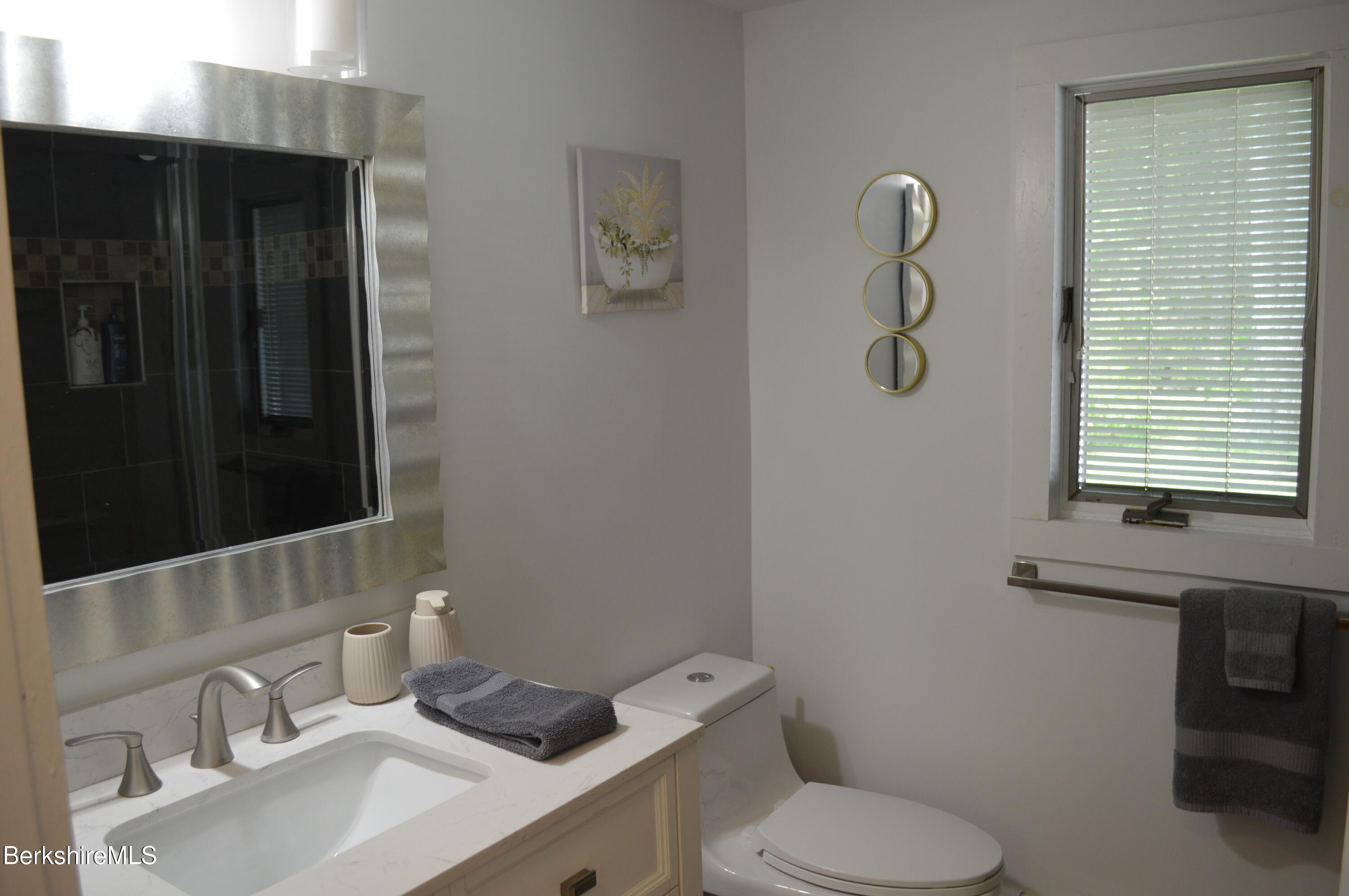 162 Ymca Road Becket, MA 01223 - Photo 19 of 53 Full Bath