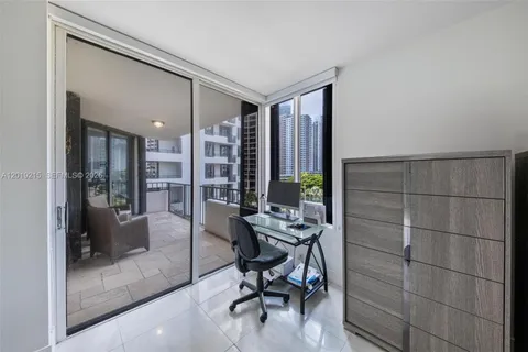 $649,000 | 520 Brickell Key Drive, Unit A710, Miami, FL 33131