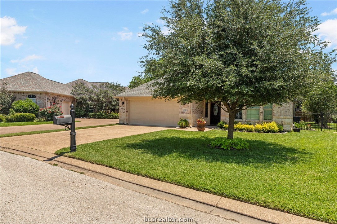 318 Cecelia Loop College Station, TX 77845 - Photo 7 of 38