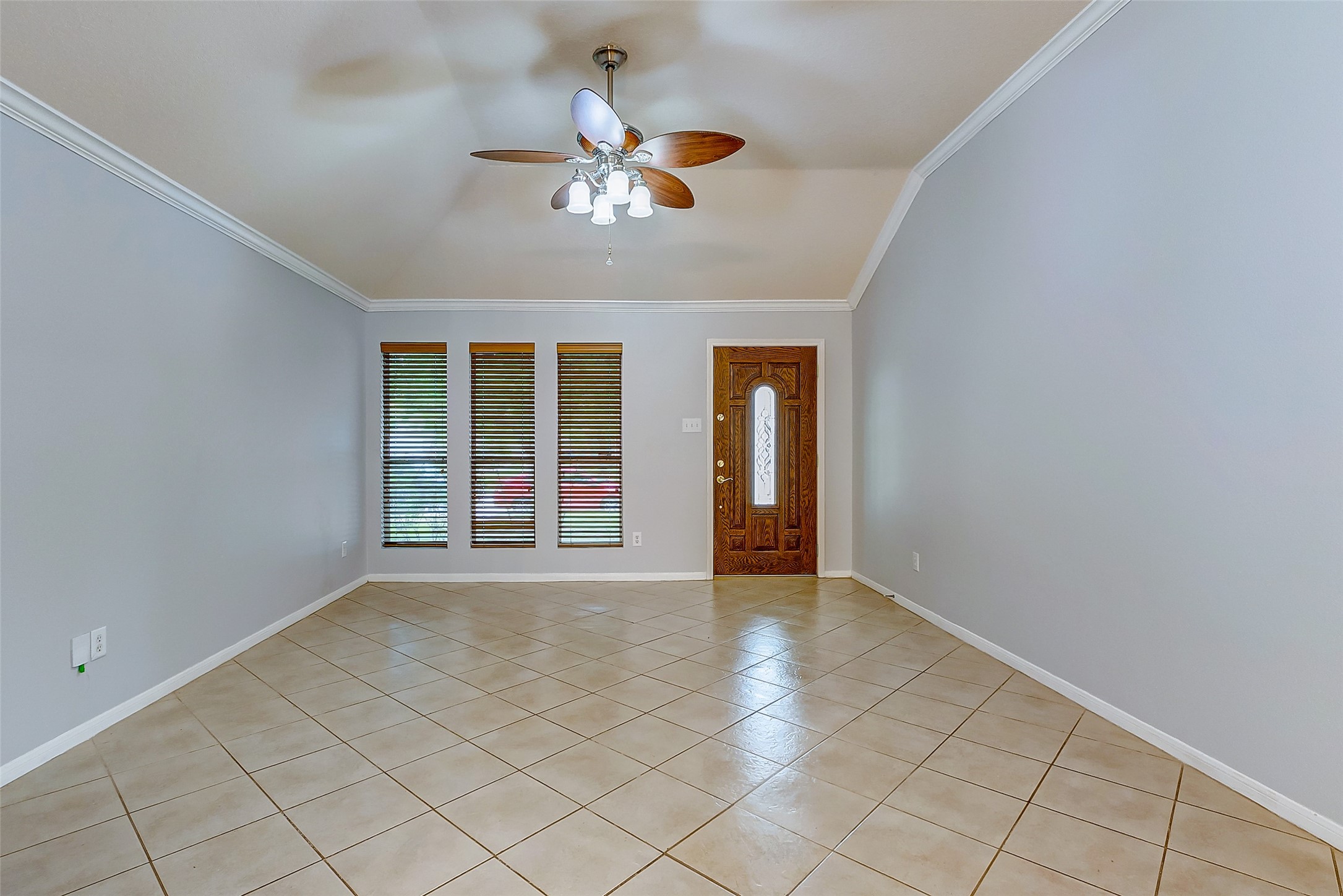 3238 Clipper Winds Way Houston, TX 77084 - Photo 2 of 21 Upon entering you can see the formal dining and living room.