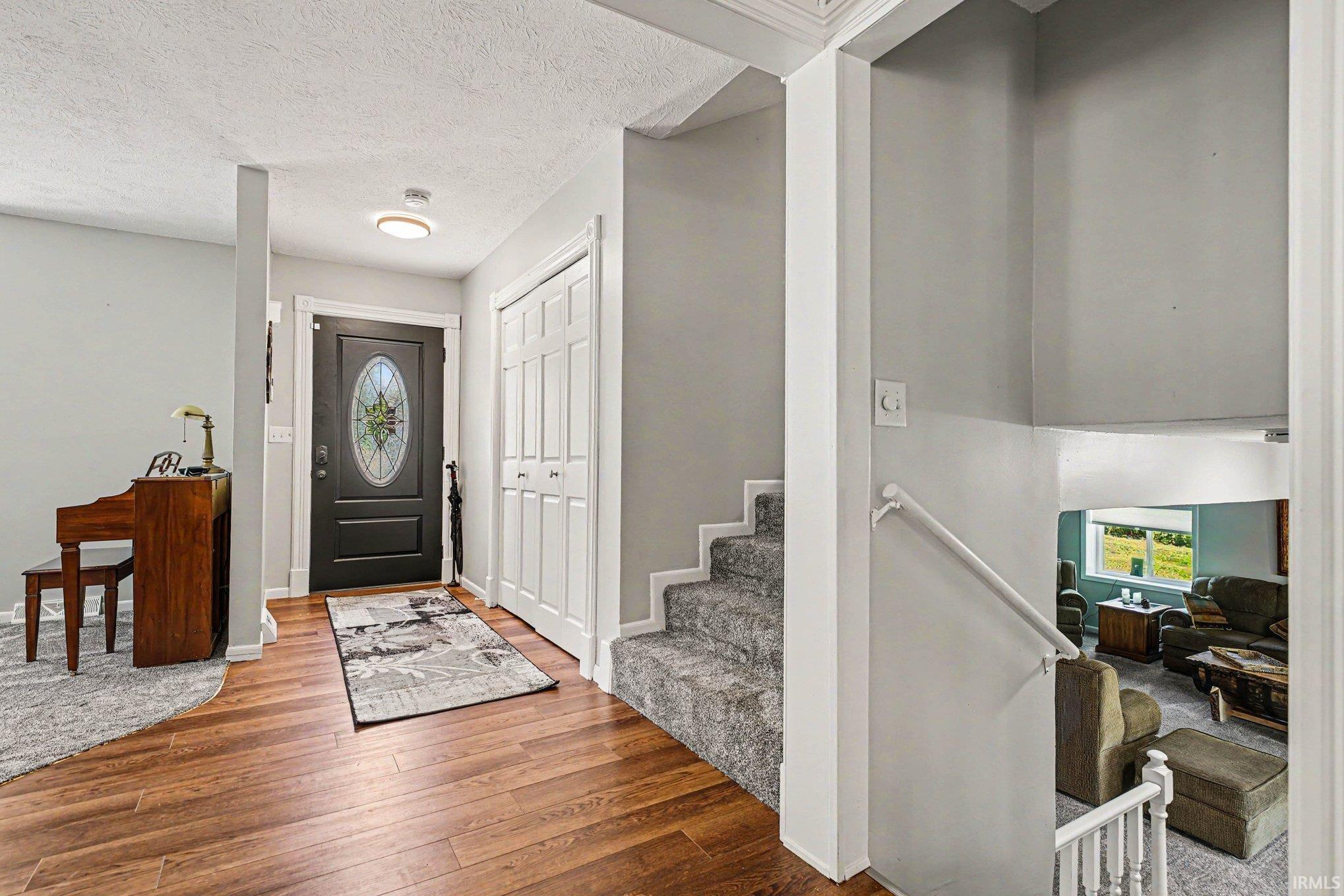 14349 Ireland Road Mishawaka, IN 46544 - Photo 4 of 26