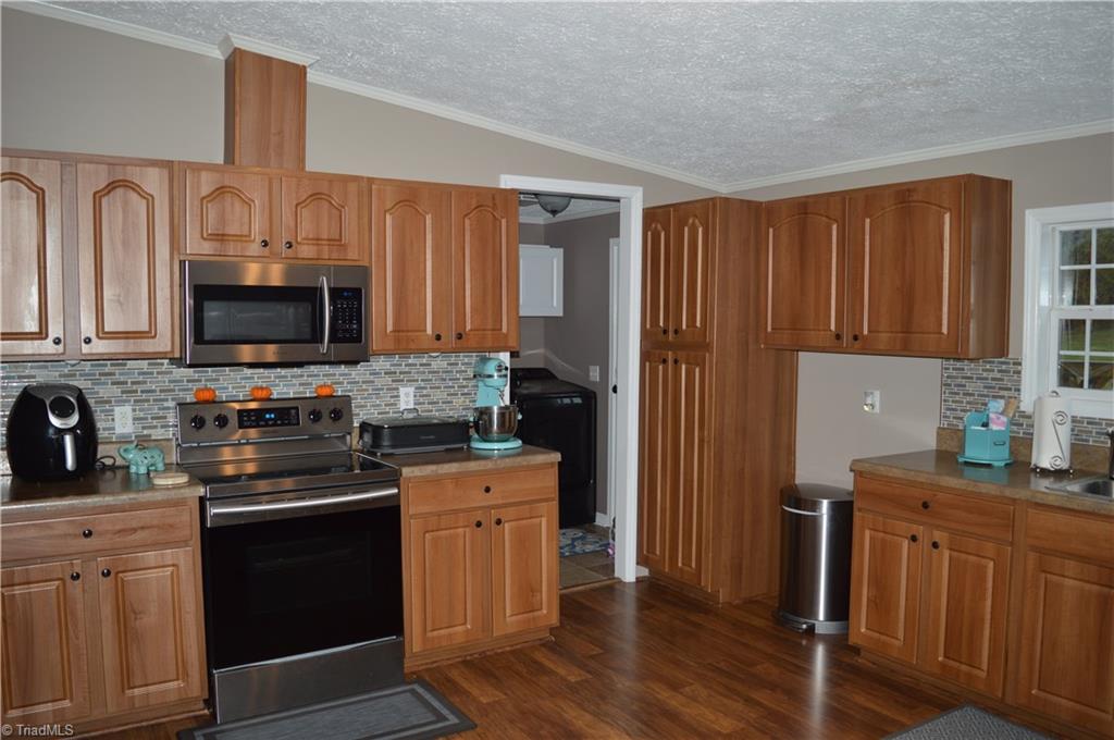 1311 Sisk Road Danbury, NC 27016 - Photo 13 of 28 Gallery Image 13