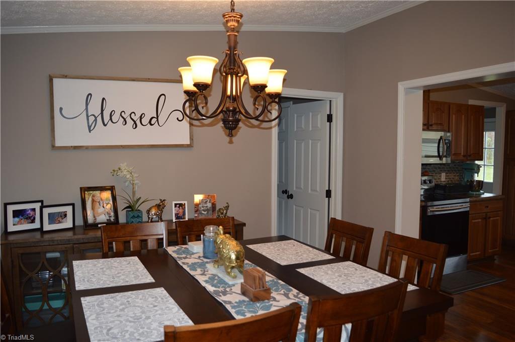 1311 Sisk Road Danbury, NC 27016 - Photo 5 of 28 Gallery Image 5