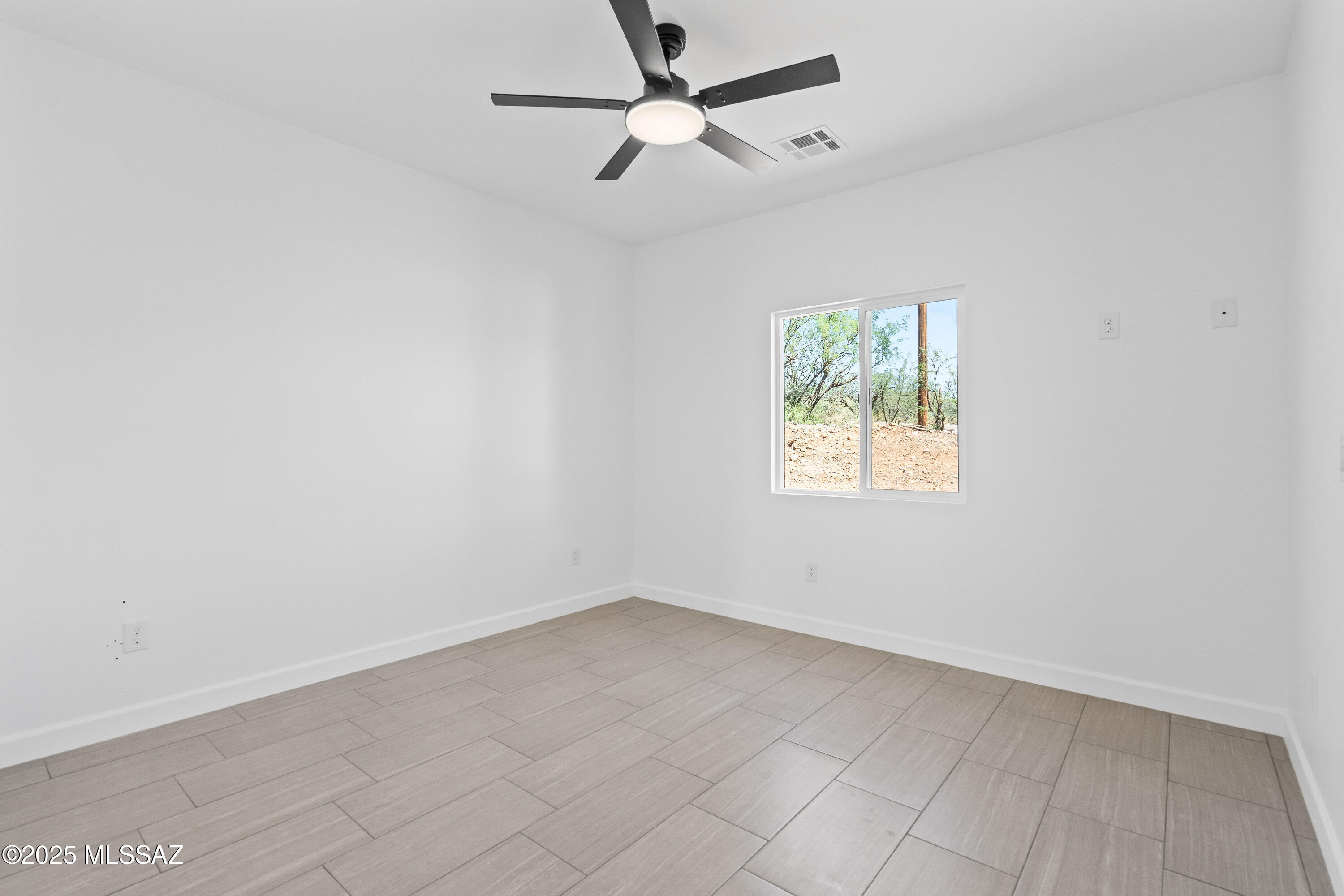 1830 Circulo Glorieta Rio Rico, AZ 85648 - Photo 23 of 32