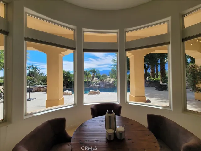 a view of a livingroom with furniture