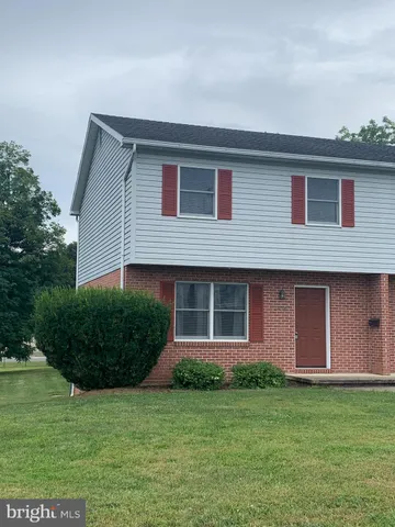 $1,500 | 207 North Linden Avenue, Greencastle, PA 17225