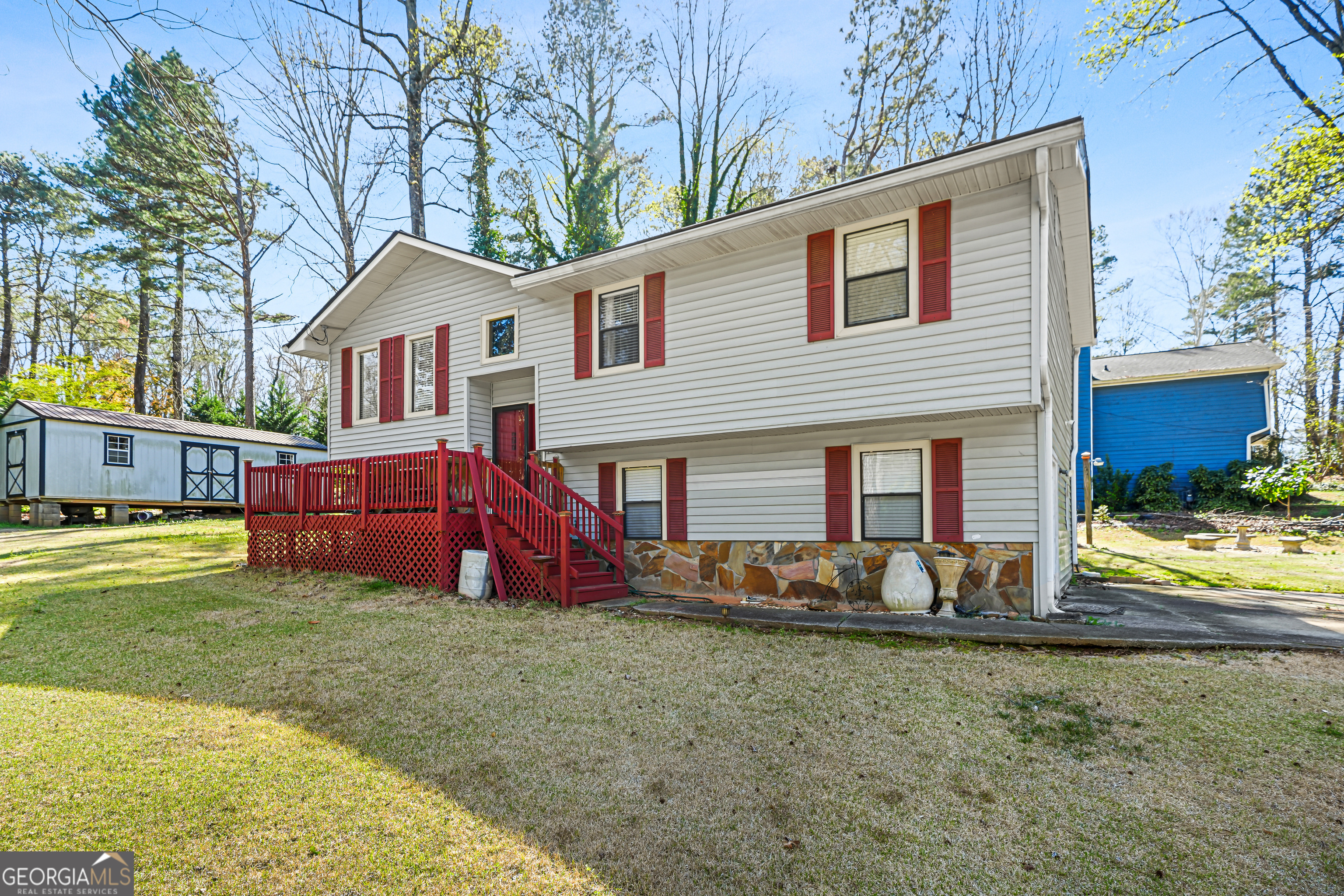 3111 Octavia Lane Snellville, GA 30039 - Photo 4 of 42 a view of front of a house with a yard