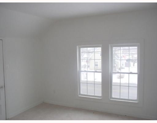 2816 Columbus Avenue Springfield, OH 45503 - Photo 7 of 8
