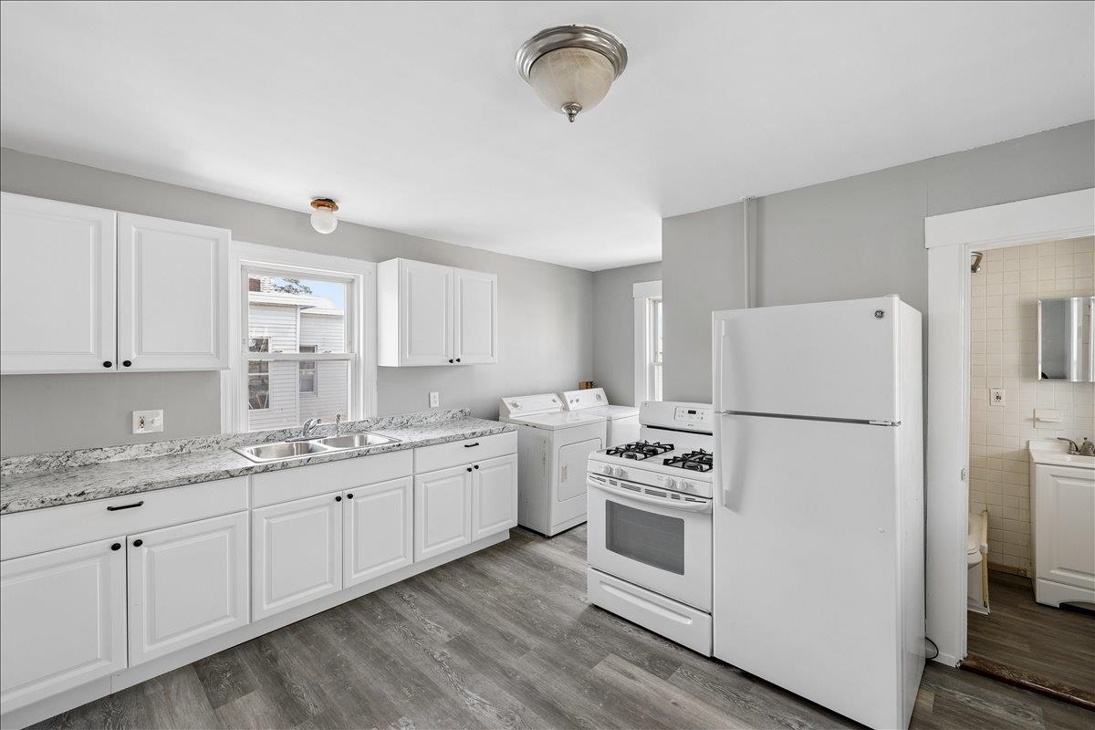 336 Spruce Street Manchester, NH 03103 - Photo 29 of 44