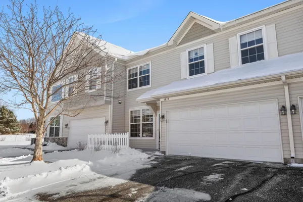 $269,900 | 1873 Wildflower Court, Shoreview, MN 55126