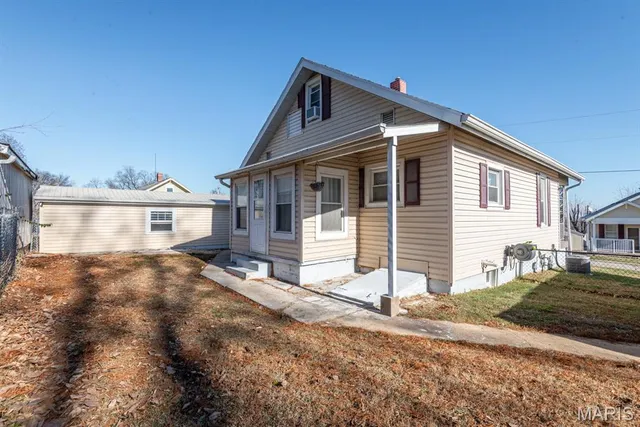 $189,000 | 129 Blain Street, Ste. Genevieve, MO 63670