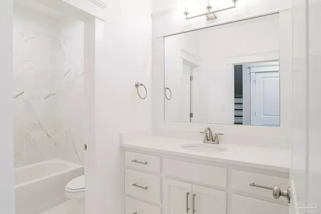 $714,900 | 5888 Greenfield Street, Pace, FL 32571