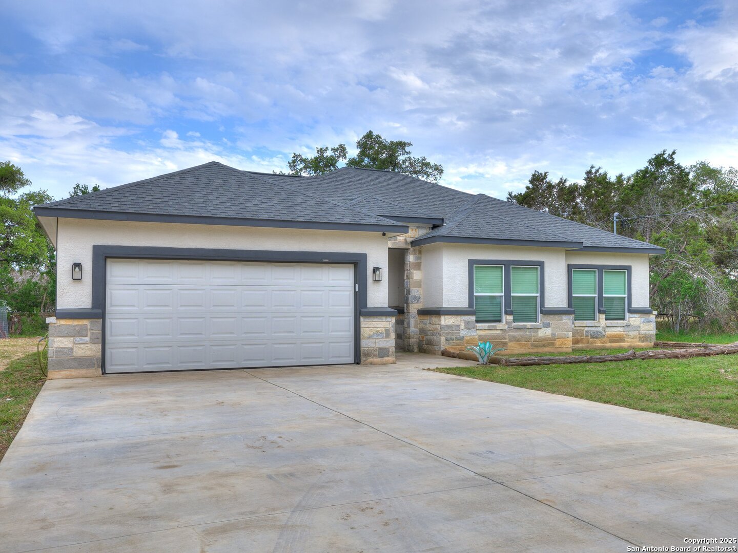 656 Fawn Drive Spring Branch, TX 78070 - Photo 1 of 42