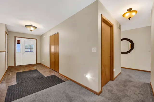 $375,000 | 3904 Stockton Drive, Joliet, IL 60421