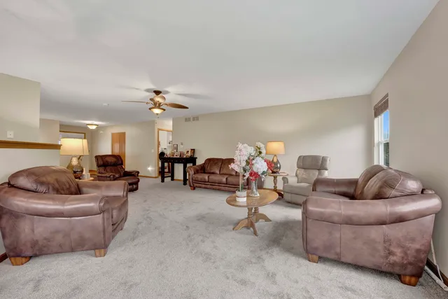 $375,000 | 3904 Stockton Drive, Joliet, IL 60421