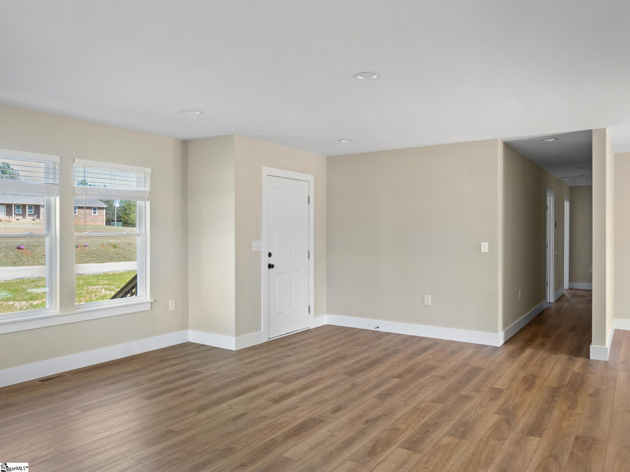 2485 Riddle Town Road Gray Court, SC 29645 - Photo 7 of 34 Gallery Image 7