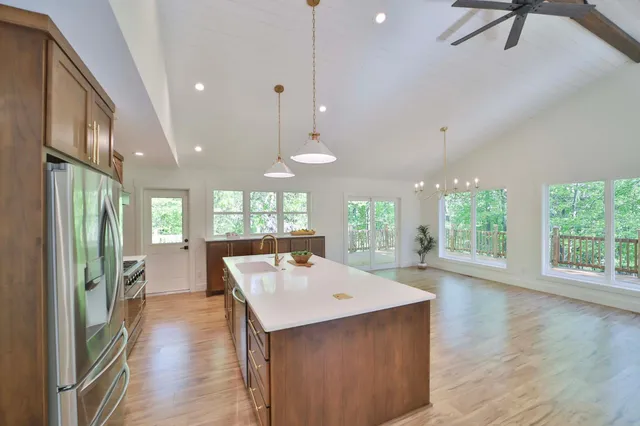 $999,950 | 20482 Lord Road, Merrifield, MN 56465