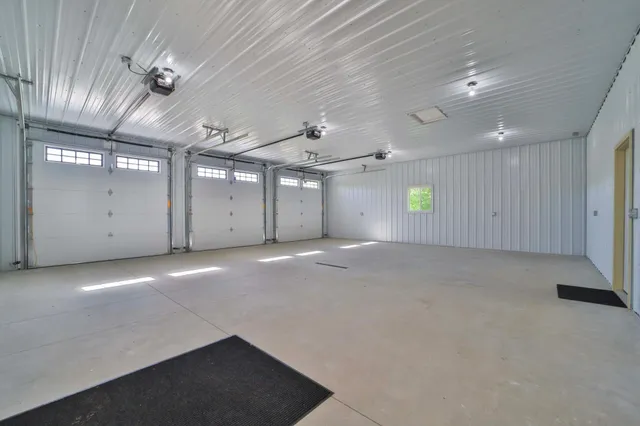 $999,950 | 20482 Lord Road, Merrifield, MN 56465