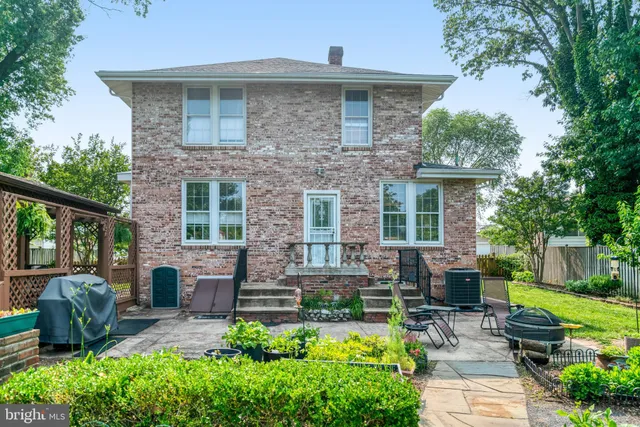 $599,000 | 7906 Esther Drive, Oxon Hill, MD 20745