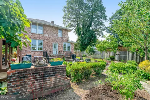 $599,000 | 7906 Esther Drive, Oxon Hill, MD 20745