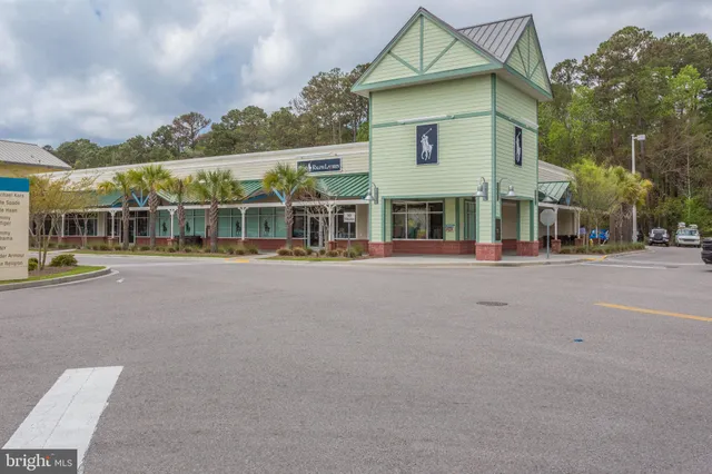 $599,000 | 7906 Esther Drive, Oxon Hill, MD 20745