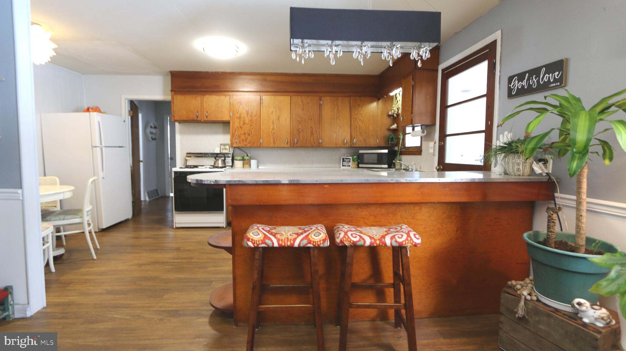 15322 Falling Waters Road Williamsport, MD 21795 - Photo 8 of 21 Kitchen