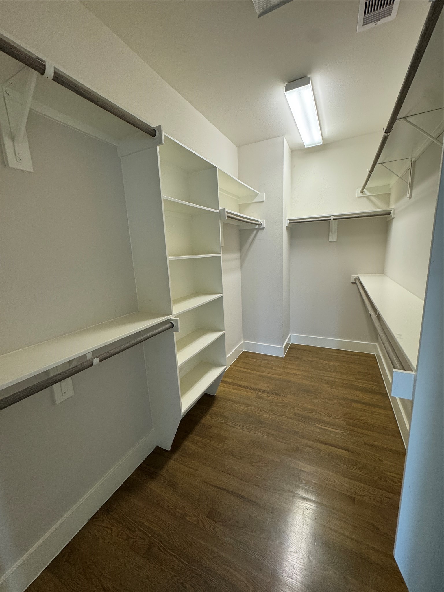 2307 Dan Street Houston, TX 77020 - Photo 15 of 23 Closet