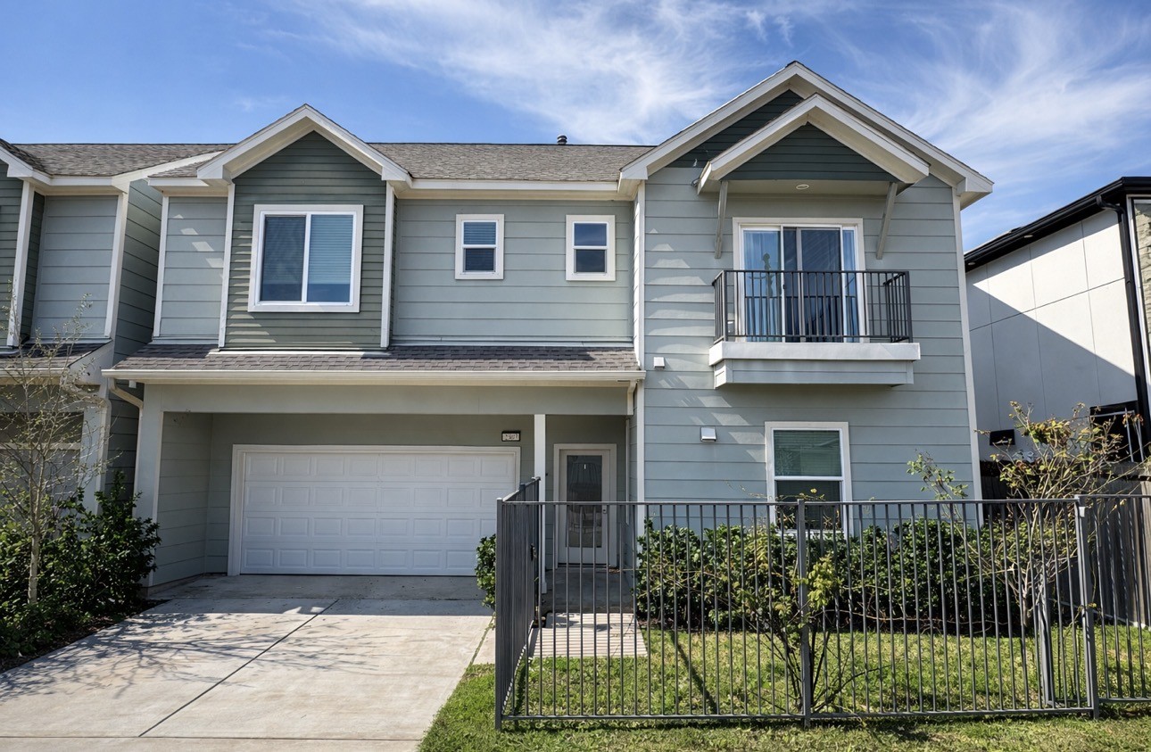 2307 Dan Street Houston, TX 77020 - Photo 2 of 23 Welcome to 2307 Dan St, Houston Tx