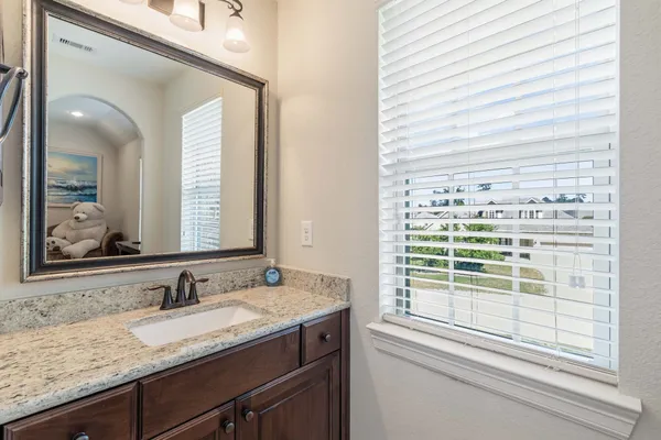 $685,000 | 2146 Graystone Hills Drive, Conroe, TX 77304