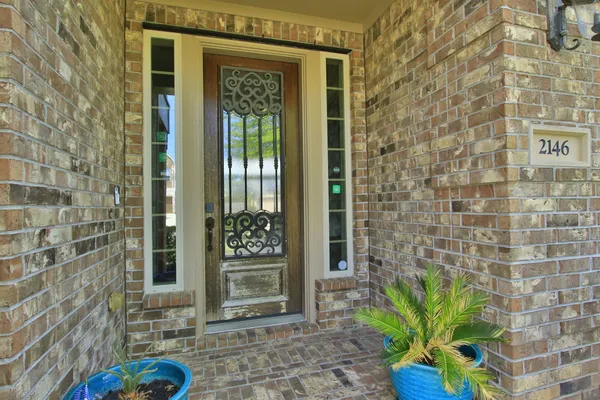 $685,000 | 2146 Graystone Hills Drive, Conroe, TX 77304