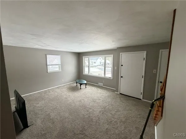 $2,000 | 501 Rockhaven Road, Utica, NY 13502