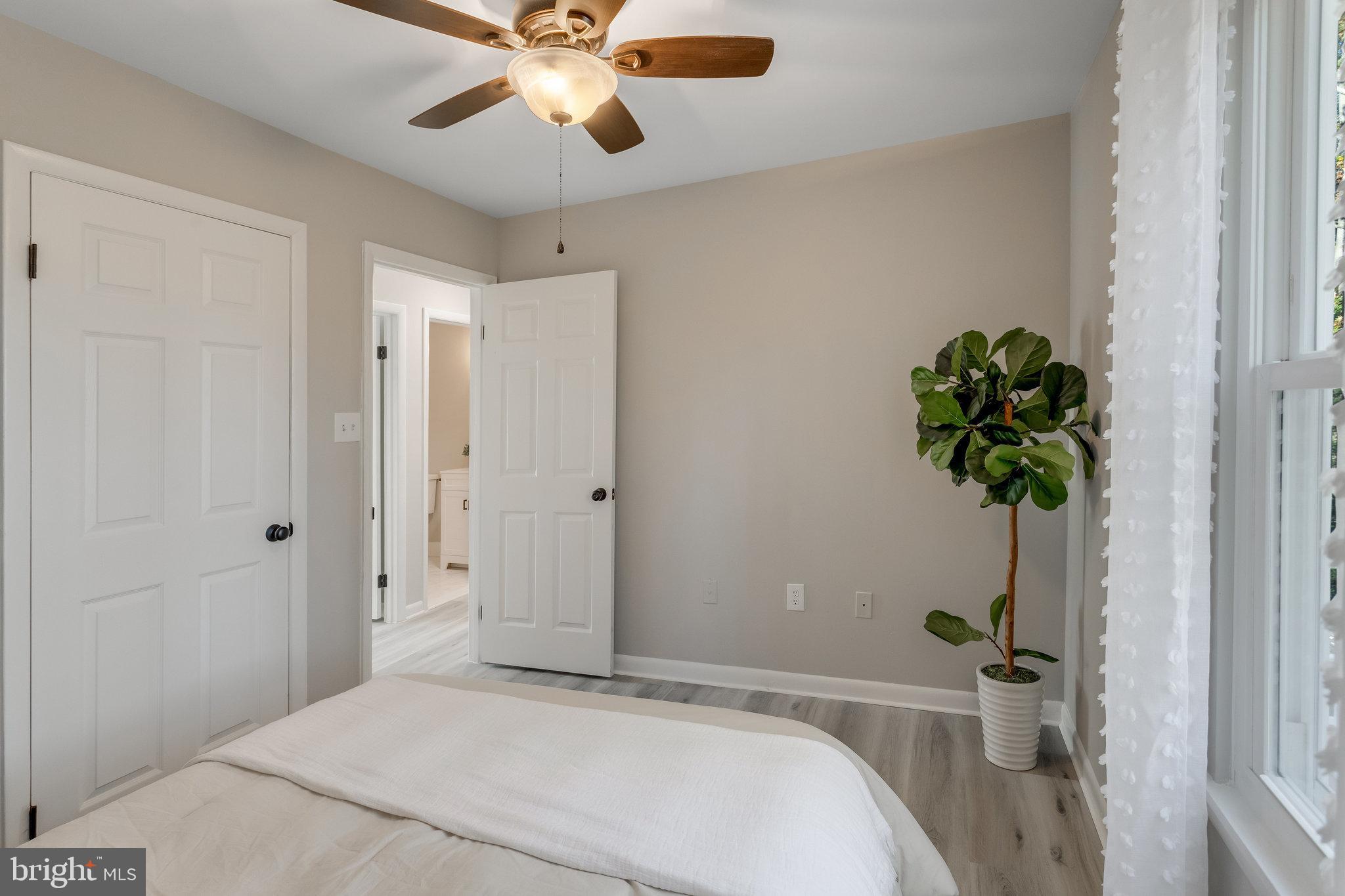 5480 Rector Drive Woodbridge, VA 22193 - Photo 17 of 33 Bedroom 2