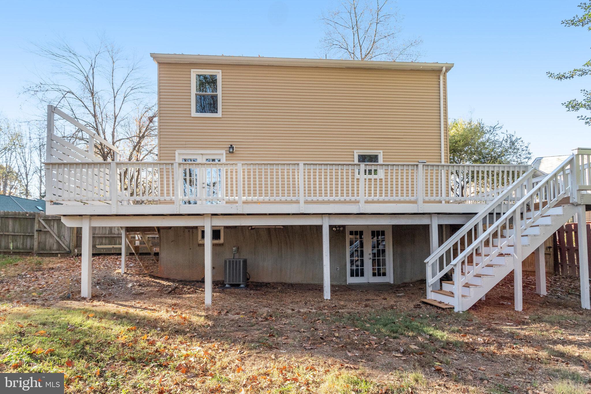 5480 Rector Drive Woodbridge, VA 22193 - Photo 28 of 33 Rear Exterior