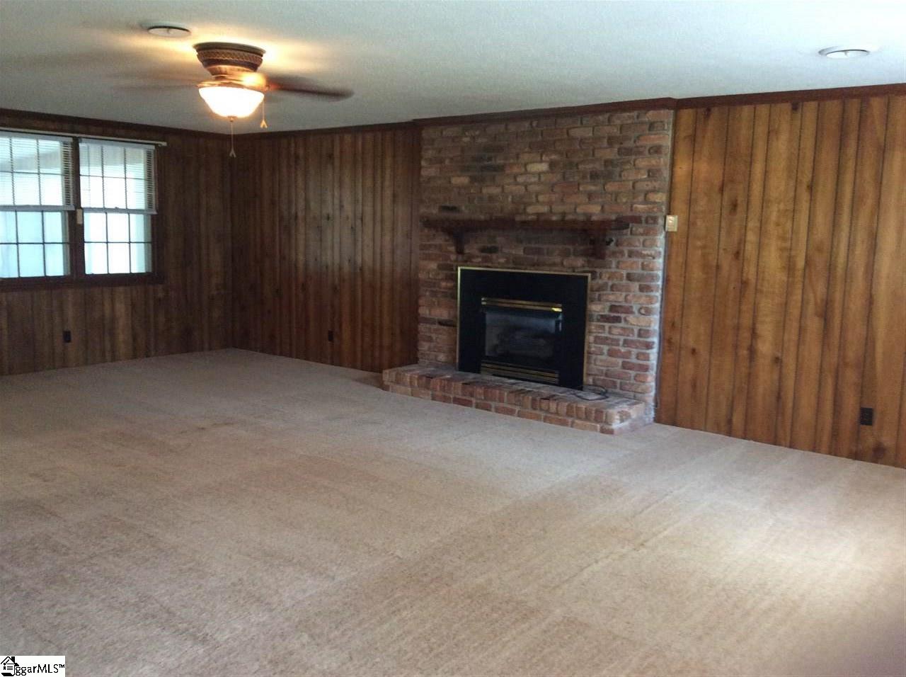 540 Old Pendleton Road Easley, SC 29642 - Photo 4 of 22 Gallery Image 4